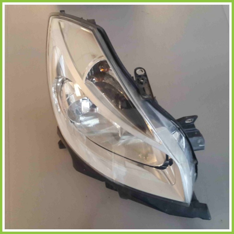 Faro Fanale Proiettore VALEO 89900158 RENAULT CLIO 3a Serie 8200244897 K4JG7