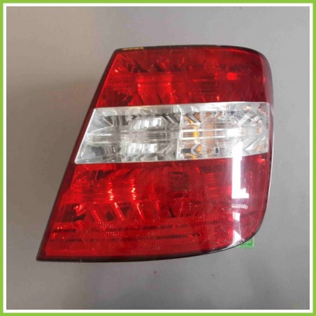 Dispositivo FANALE Posteriore Destro (DX) FIAT Stilo (2001) 46758985DX Usato