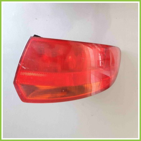Fanale Posteriore Destro (DX) AUDI A3 (2003) 8P4945096C14S Usato