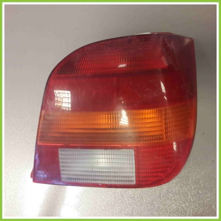 Fanale Posteriore Destro (DX) FORD Fiesta 1 Serie (1987) 89FG13A602 Usato