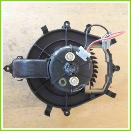 Dispositivo  Ventilatore Abitacolo  HBMF Usato Denso 5E2228200