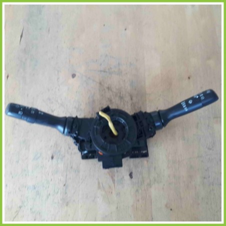 Dispositivo COMANDI DEVIOGUIDA Con Devioluci Tergicristalli Contatto Spiralato LWIS Usato Toyota 17F001