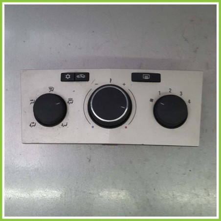 Comandi Climatizzatore - OPEL Astra (A04) 1.9 Diesel (2004) 90151-360 13269404 Usato