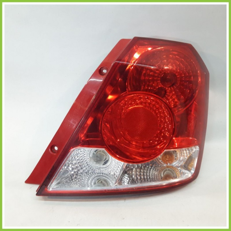 Fanale Fanalino Posteriore Destro DX CHEVROLET (DAEWOO) KALOS T200 96540269 Originale Usato