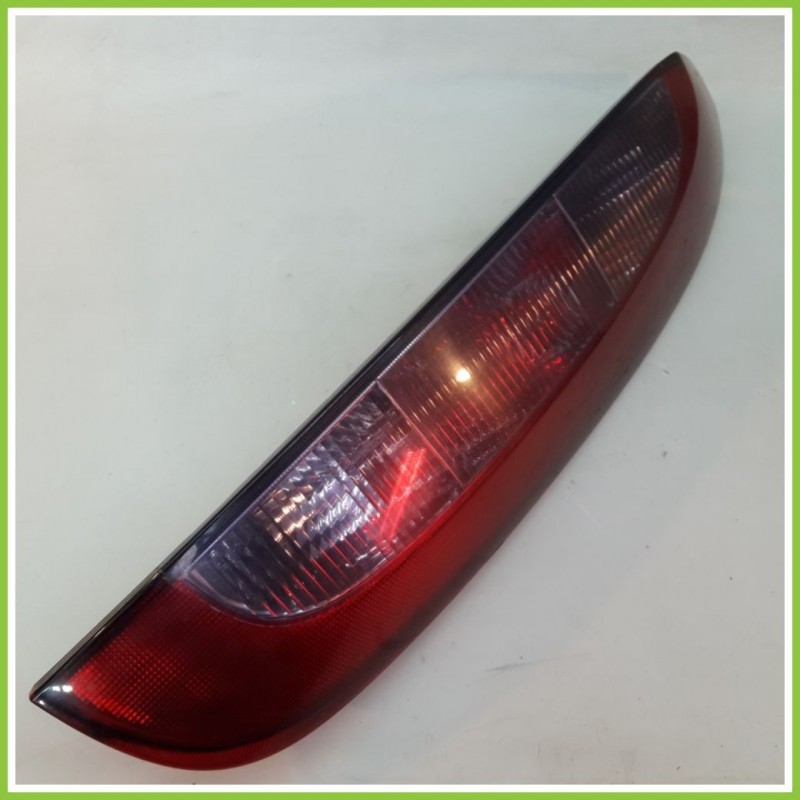 Fanale Fanalino Posteriore Destro DX VALEO 89302181 OPEL CORSA X01 9114337 Originale Usato