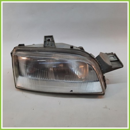 Faro Fanale Proiettore Anteriore Destro DX HELLA R142598-00 FIAT PUNTO 1a Serie 46433209 Originale Usato