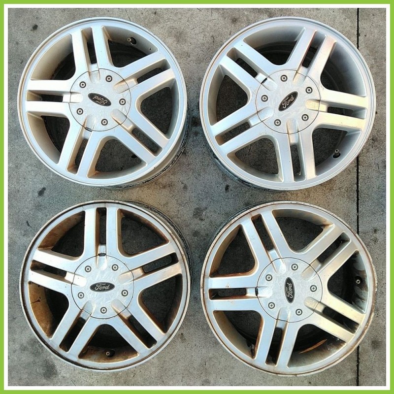 Cerchi in Lega Usati da 15 pollici per Ford Focus 4pz - Lotto C-1740