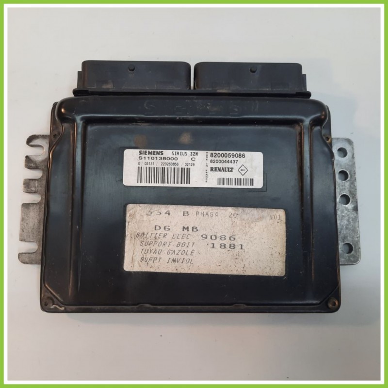 Centralina Motore Iniezione ECU SIEMENS S110138000 RENAULT MEGANE 1a Serie 1.6 8200059086 Benzina 1999 2003