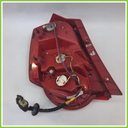 Fanale Fanalino Posteriore Destra DX CHEVROLET (DAEWOO) AVEO T250 95952067 Usato
