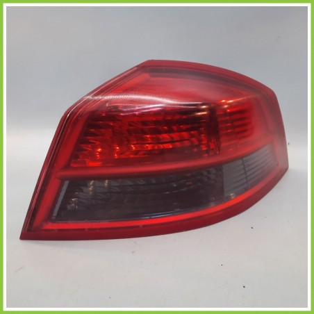 Fanale Fanalino Posteriore Destro DX VALEO DJ73 RENAULT VEL SATIS 1a Serie 8200014360 Usato