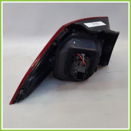 Fanale Fanalino Posteriore Destro DX VALEO 90052060A VOLKSWAGEN GOLF 5G0945096P Usato