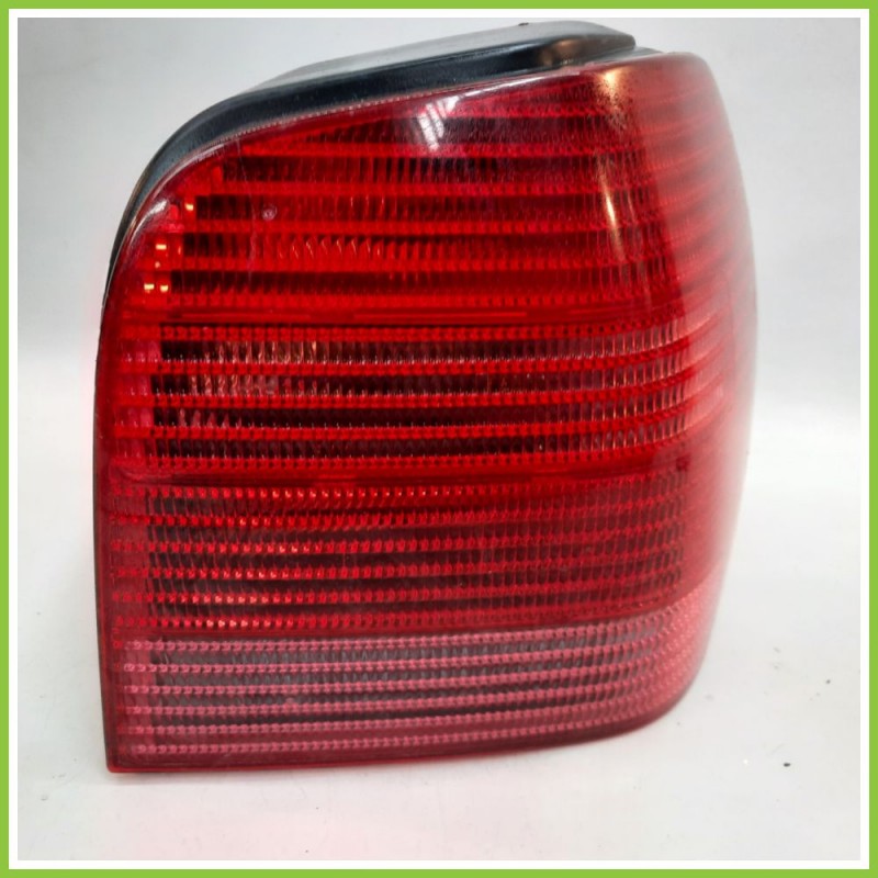 Fanale Fanalino Posteriore Sinistro SX HELLA 964078 VOLKSWAGEN POLO 3a Serie 6N0945095 Usato