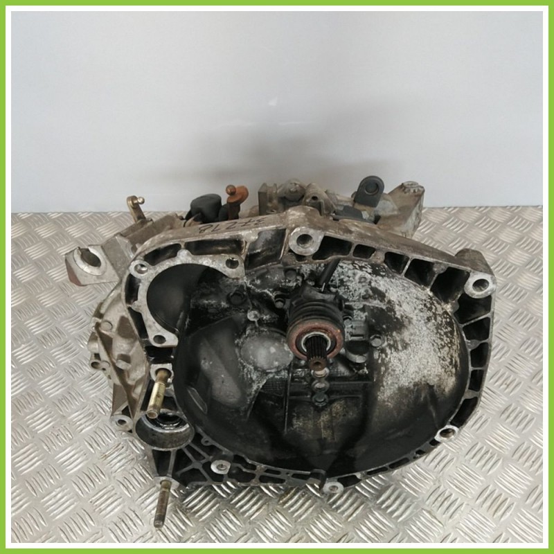 Cambio Manuale ALFA ROMEO 147 W8 1.6 16V Twin Spark AR37203 Originale Usato