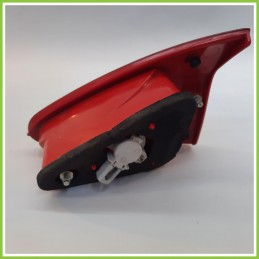 Fanale Fanalino Posteriore Sinistro SX OLSA 03.320.01.0 ALFA ROMEO 147 W8 46556346 Usato