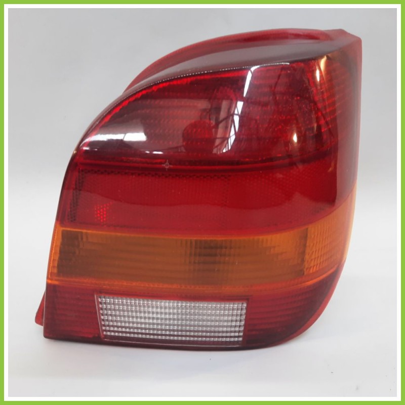 Fanale Fanalino Posteriore Destro DX FORD FIESTA 2a Serie 89FG-13N004-AA Usato