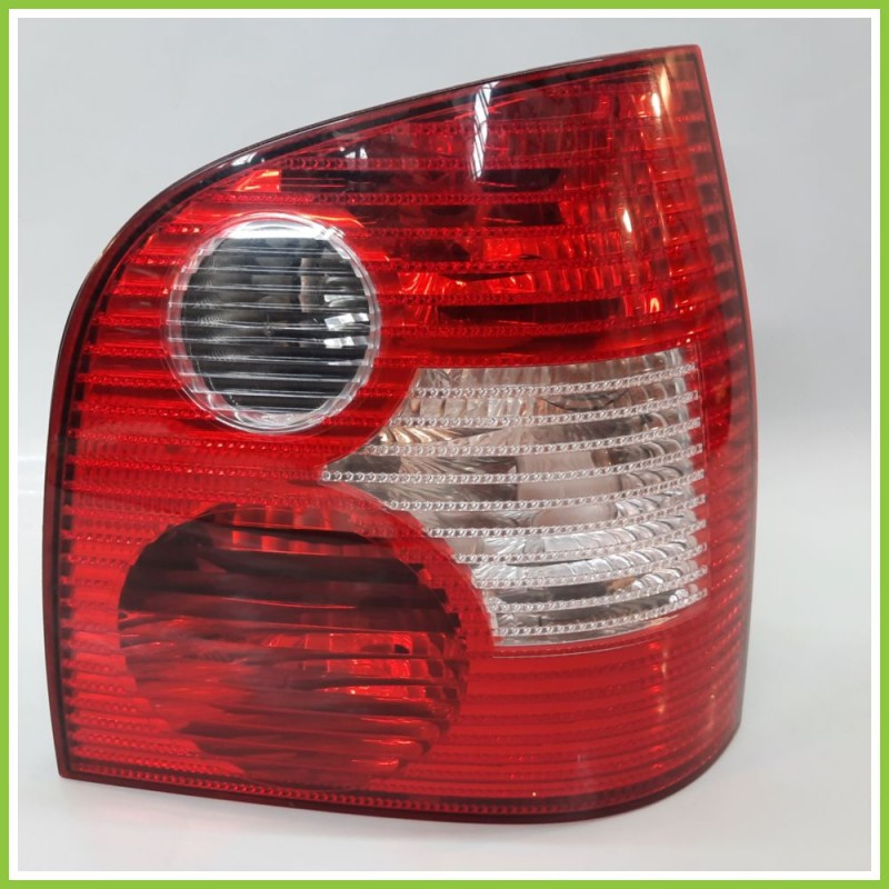 Fanale Fanalino Posteriore Destro DX YORKA 62409 VOLKSWAGEN POLO 9N 6Q6945096G Usato