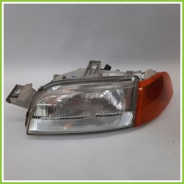 Faro Fanale Proiettore Anteriore Sinistro SX CARELLO 39770381 FIAT PUNTO 1a Serie 4681414 Usato