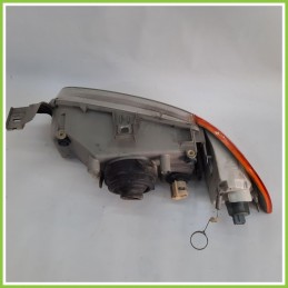 Faro Fanale Proiettore Anteriore Destro DX HELLA FIAT PUNTO 1a Serie 46402649 Usato