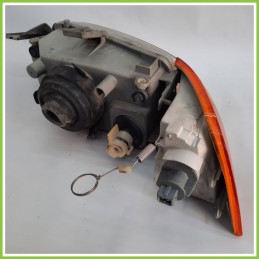 Faro Fanale Proiettore Anteriore Destro DX HELLA FIAT PUNTO 1a Serie 46402649 Usato