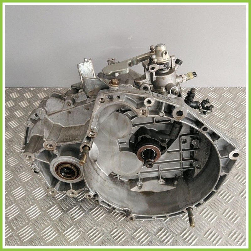 Cambio Manuale ALFA ROMEO 156 X1 2.4 JTD 841G000 Originale Usato