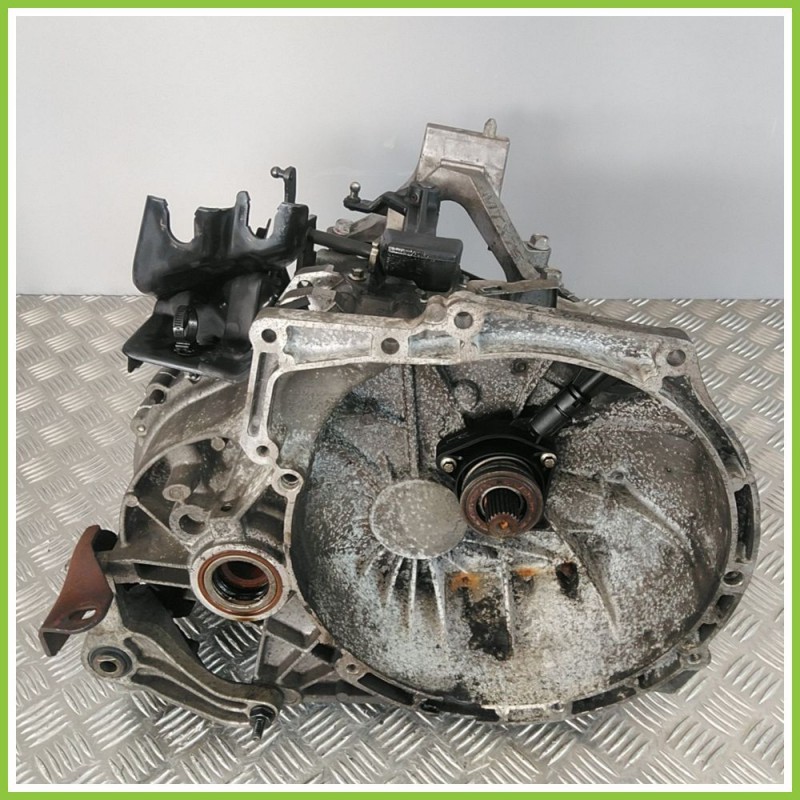 Cambio Manuale MAZDA Mazda 3 1.6 Y6 Originale Usato