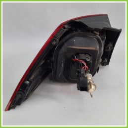 Fanale Fanalino Posteriore Destro DX VALEO 90052058A VOLKSWAGEN GOLF 5G0945096M Usato