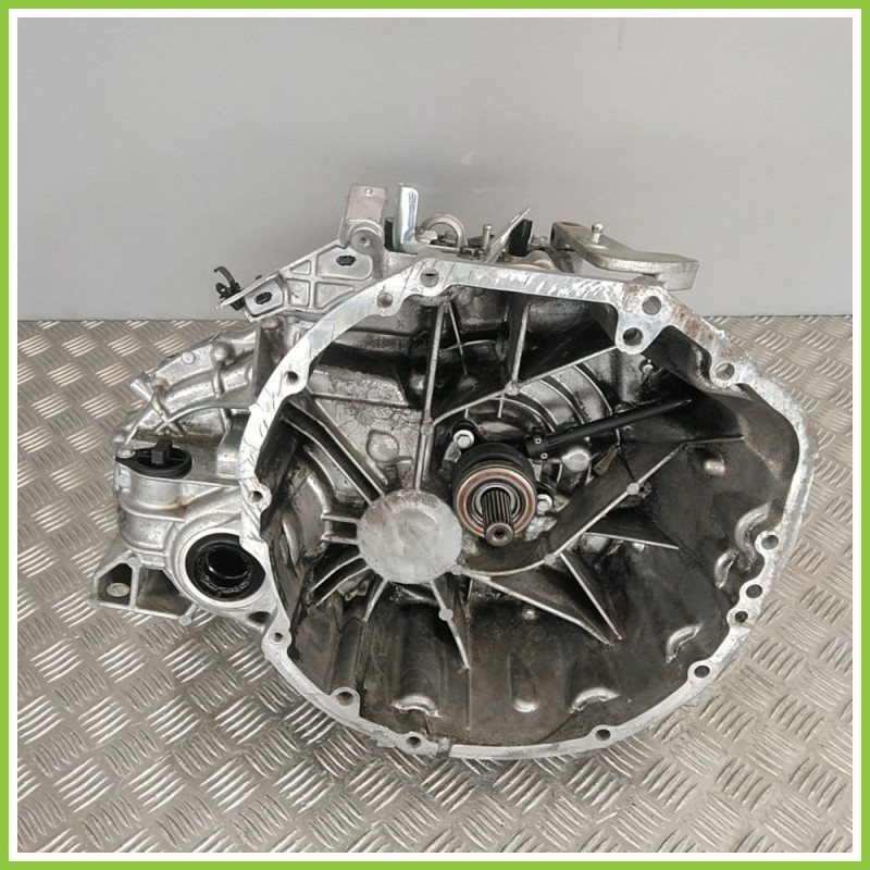 Cambio Manuale NISSAN QASHQAI J10E/JJ10E 2.0 dCi M9R Originale Usato