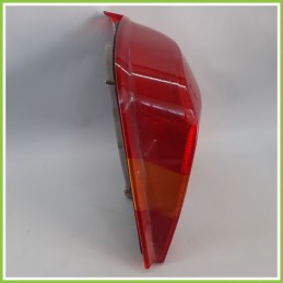 Fanale Fanalino Posteriore Destro DX FORD FIESTA 2a Serie 89FG-13N004-AA Usato