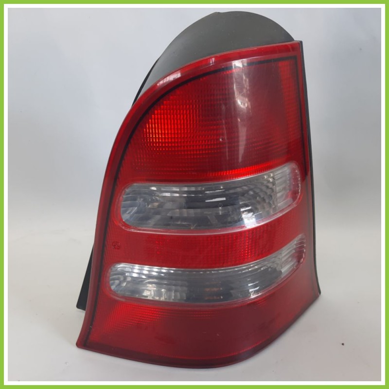 Fanale Fanalino Posteriore Destro DX ULO 33206940-02 MERCEDES-BENZ Classe A W168 A1688202864R Usato