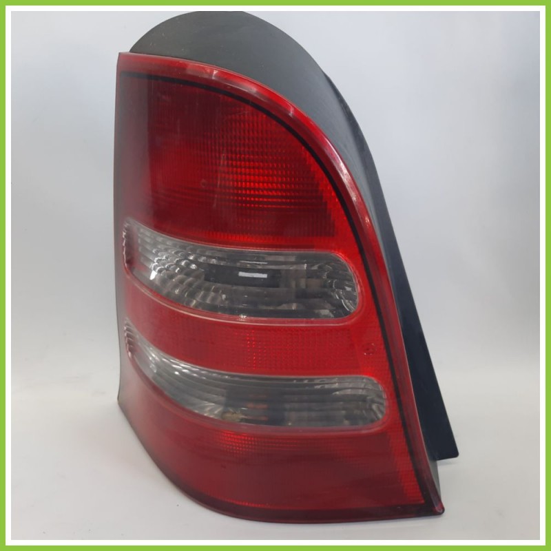 Fanale Fanalino Posteriore Sinistro SX ULO 33206940-01 MERCEDES-BENZ Classe A W168 A1688502764L Usato