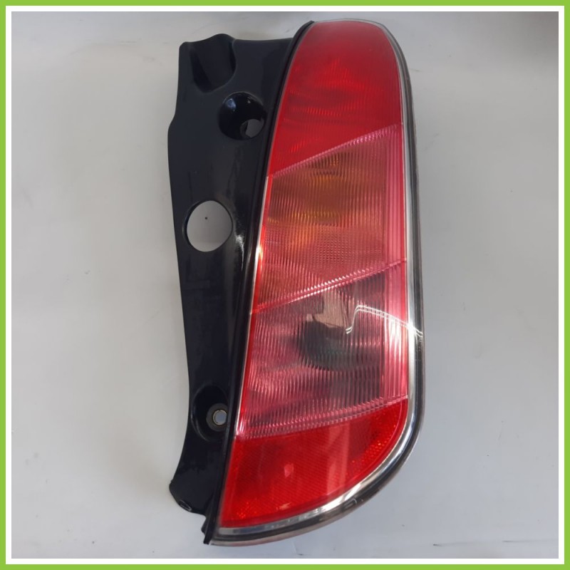 Fanale Fanalino Posteriore Destro DX OLSA 03.340.00 LANCIA YPSILON TE 51753384 Usato