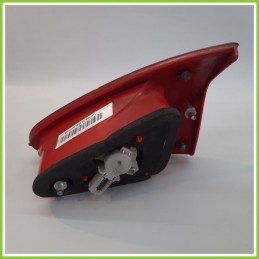 Fanale Fanalino Posteriore Sinistro SX OLSA 03.320.01.0 ALFA ROMEO 147 W8 46556346 Usato