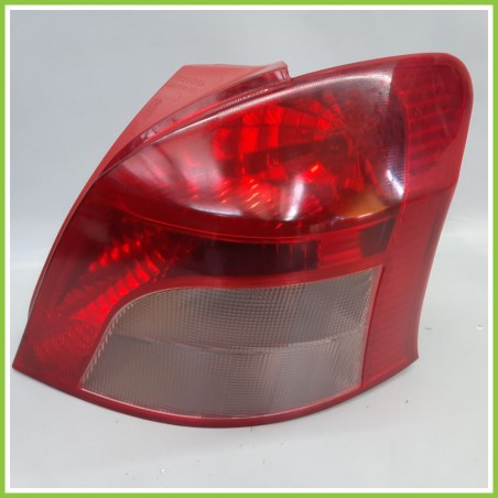 Fanale Fanalino Posteriore Destro DX KOITO 52-143 TOYOTA YARIS 81551-0D110 Usato