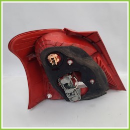 Fanale Fanalino Posteriore Destro DX KOITO 52-143 TOYOTA YARIS 81551-0D110 Usato