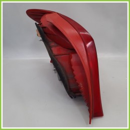 Fanale Fanalino Posteriore Destro DX KOITO 52-143 TOYOTA YARIS 81551-0D110 Usato
