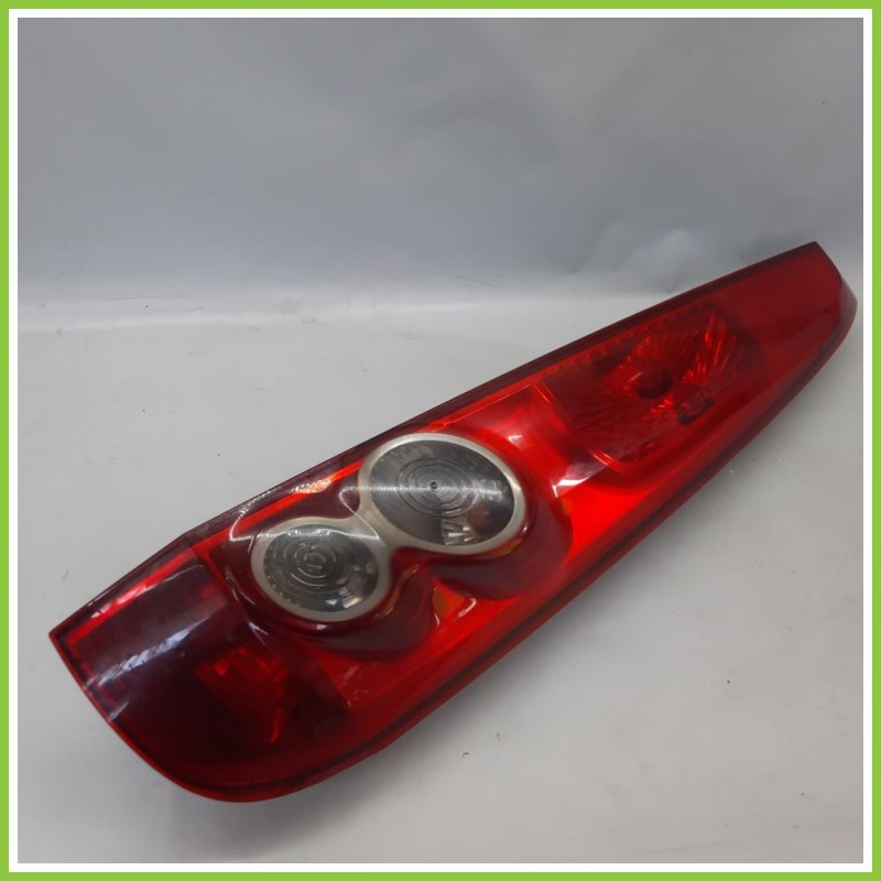 Fanale Fanalino Posteriore Destro DX FORD FIESTA CBK 6S61-13404-A Usato