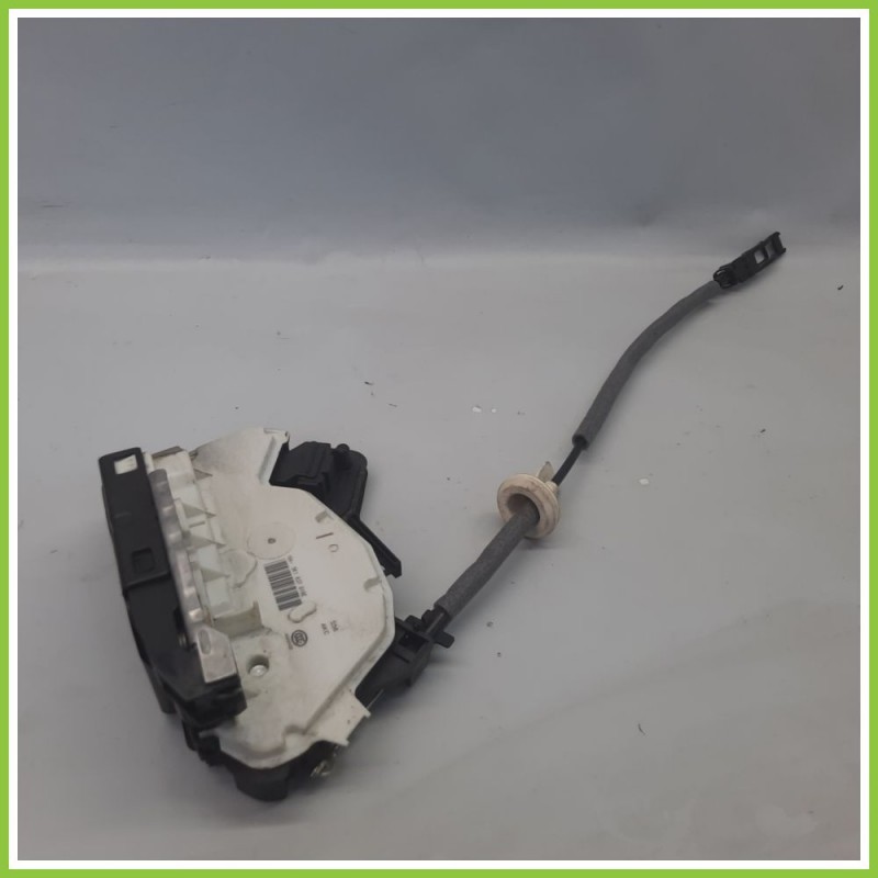 Serratura Anteriore Destro DX VOLKSWAGEN GOLF 1.6 5K1837016E 2012 2017