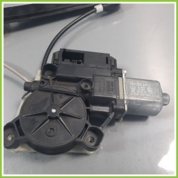 Alzacristalli Alzavetro Elettrico Posteriore Sinistro SX VOLKSWAGEN POLO 6R 5 Porte 6R0959811G 2009 2012 BOSCH 0130822532