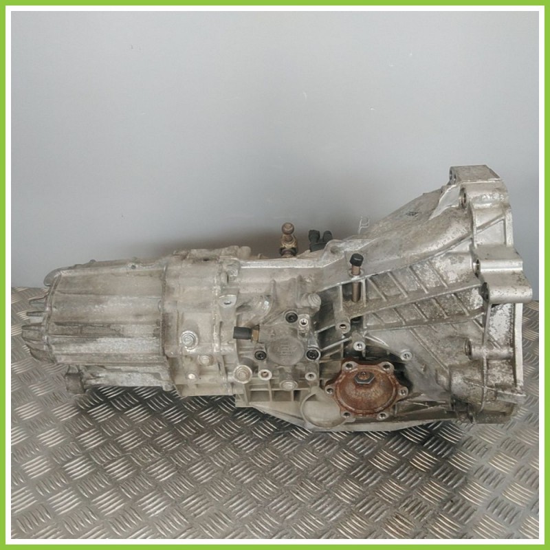 Cambio Manuale AUDI A4 8E 2.0 16V TDI BRE Originale Usato