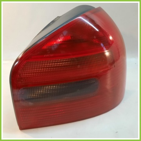 Fanale Fanalino Posteriore Destro DX AUDI A3 8L 8L0945096 Usato