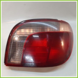 Fanale Fanalino Posteriore Destro DX KOITO 52-004 TOYOTA YARIS JPP 81550-52130 Usato