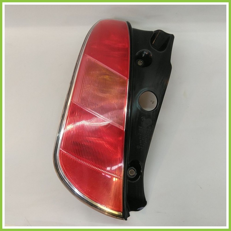 Fanale Fanalino Posteriore Sinistro SX OLSA 03.341.00 LANCIA YPSILON TE 51703972 Usato