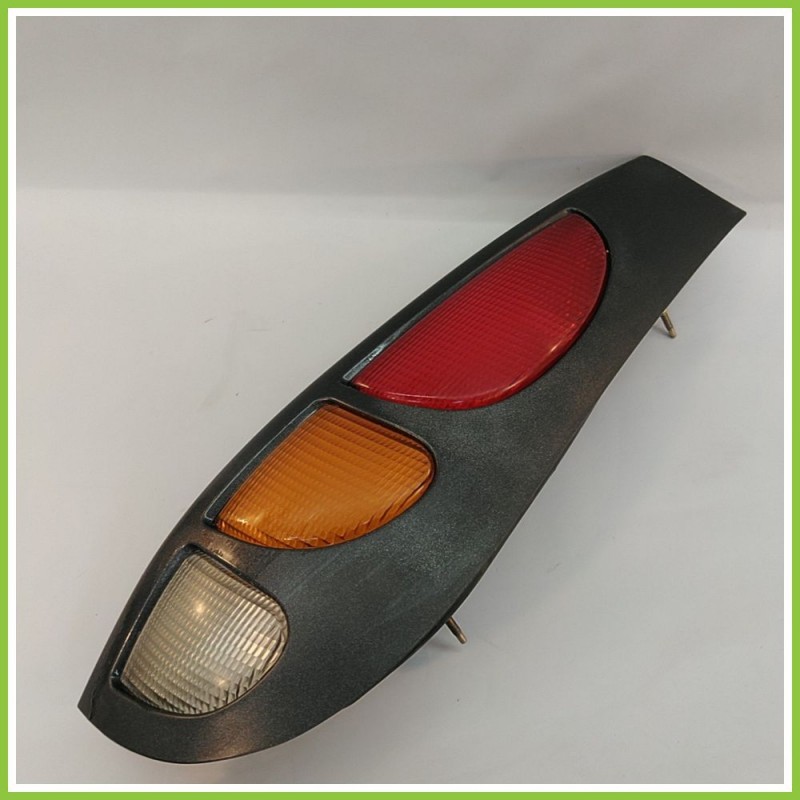 Fanale Fanalino Posteriore Destro DX CARELLO 37.240.748 FIAT MAREA 46476123 Usato
