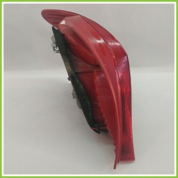Fanale Fanalino Posteriore Destro DX KOITO TOYOTA YARIS 81551-0D110 Usato
