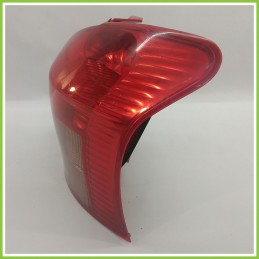 Fanale Fanalino Posteriore Destro DX KOITO TOYOTA YARIS 81551-0D110 Usato