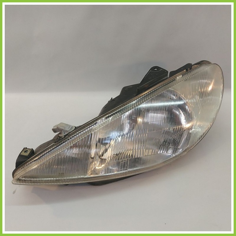 Faro Fanale Proiettore Anteriore Sinistro SX VALEO 89005132 PEUGEOT 206 9640559580 Usato