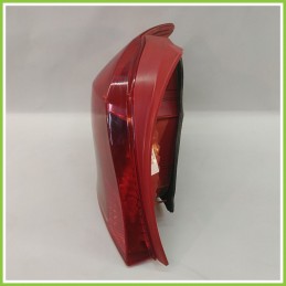 Fanale Fanalino Posteriore Sinistro SX KOITO TOYOTA YARIS 815610D250 Usato