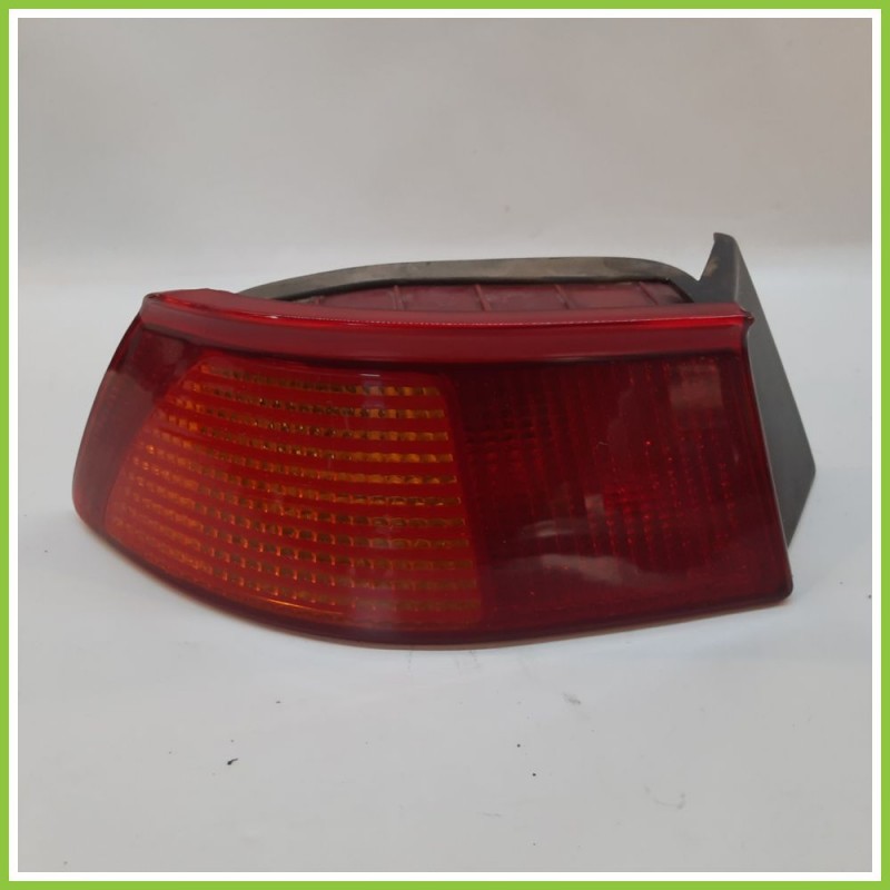 Fanale Fanalino Posteriore Sinistro SX CARELLO 36390748 ALFA ROMEO 145 60579852 Usato