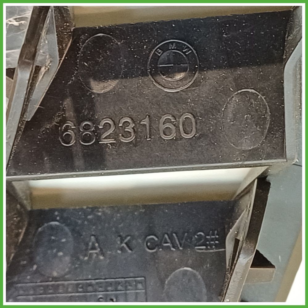 BMW Serie 1 5P F40 5 portes climatisation tableau de bord droite droite droite droite (côté passager) 51456823160 Original utilisé