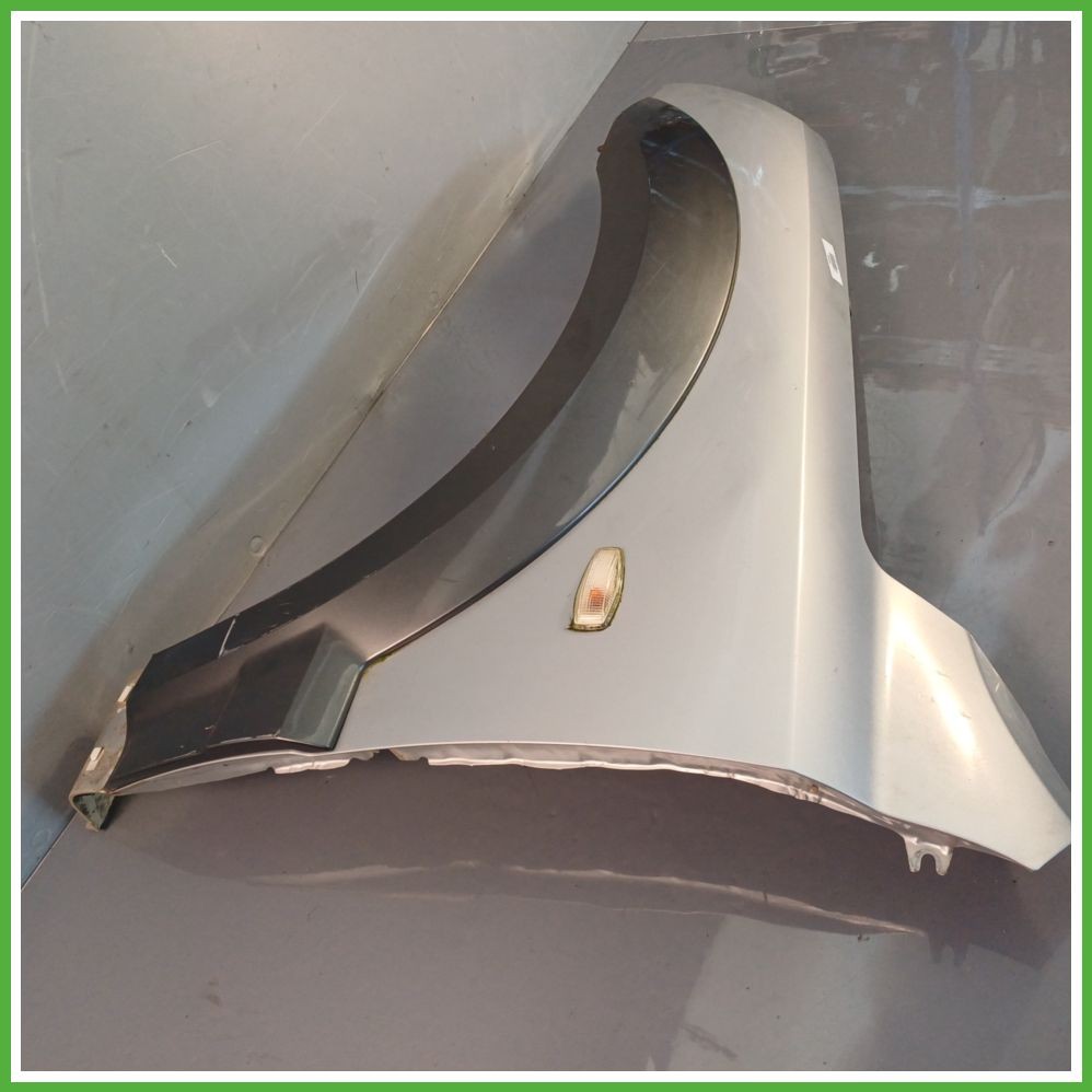Parafango KIA SORENTO 1a Serie (dal 07/2002 al 12/2006) Anteriore Sinistra SX (Lato Guida) Originale Usato GRIGIO